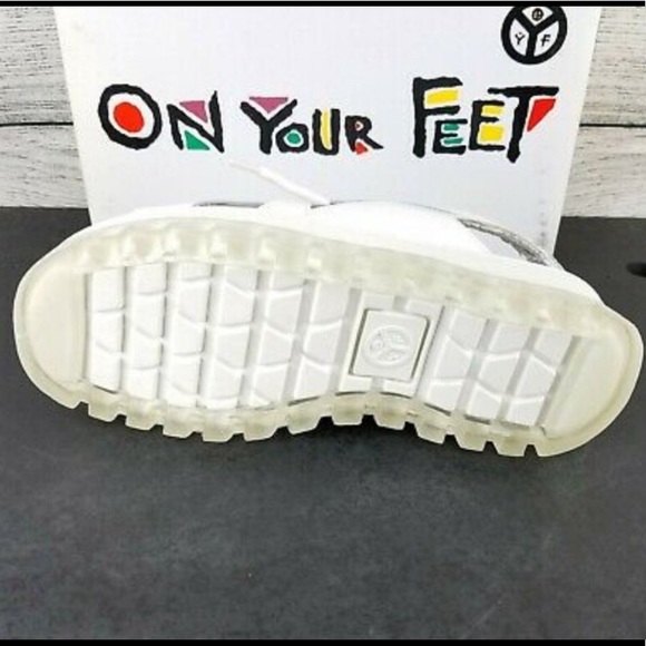 Chinese Laundry Platform Sneaker Sandals - Picture 5 of 5